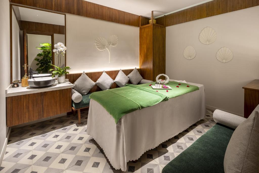 Little Gem Hoi An Boutique Hotel & Spa - Tap to explore photos