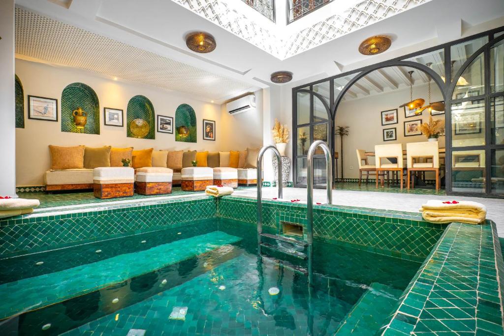 Riad L'Etoile D'Orient - Tap to explore photos