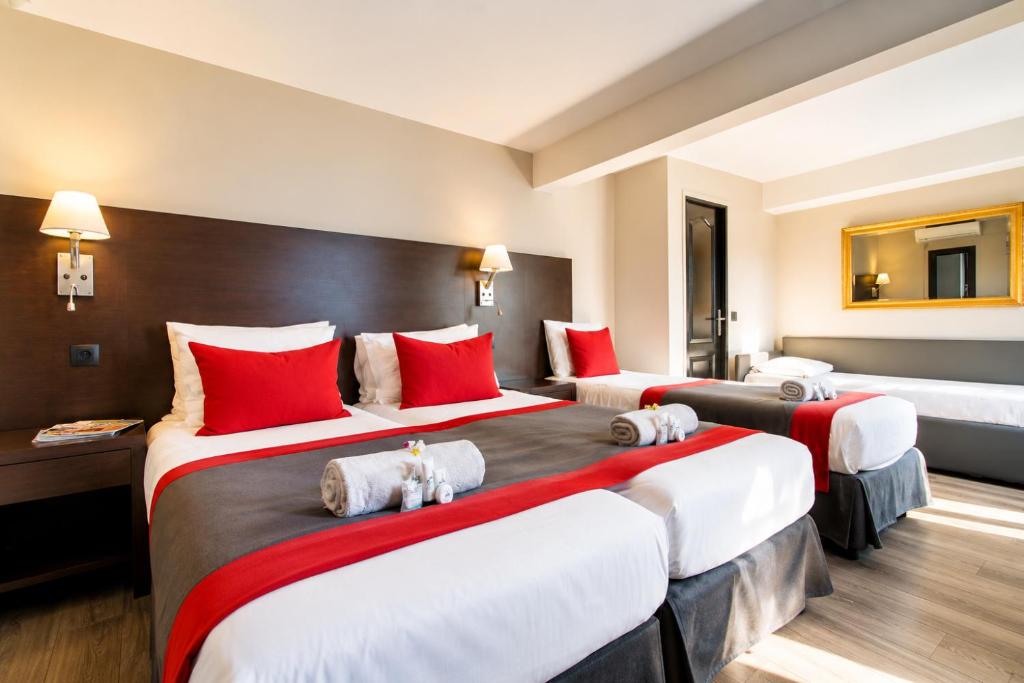 Hotel Migny Opera Montmartre Room Type - Quintuple Room