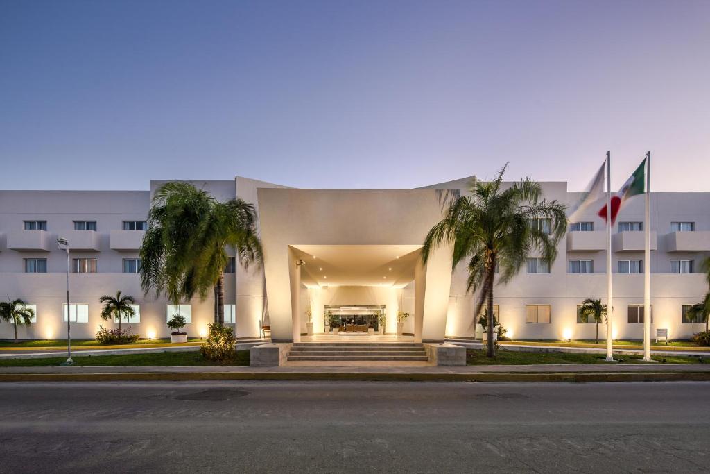 Wyndham Garden Playa del Carmen photo 1