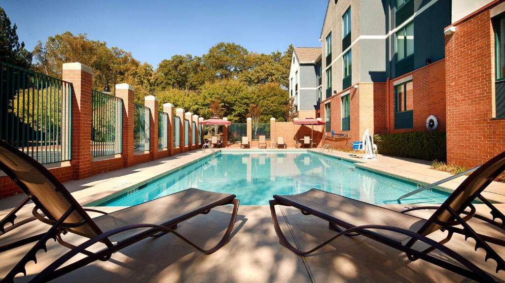 Best Western Plus Roswell / Alpharetta image