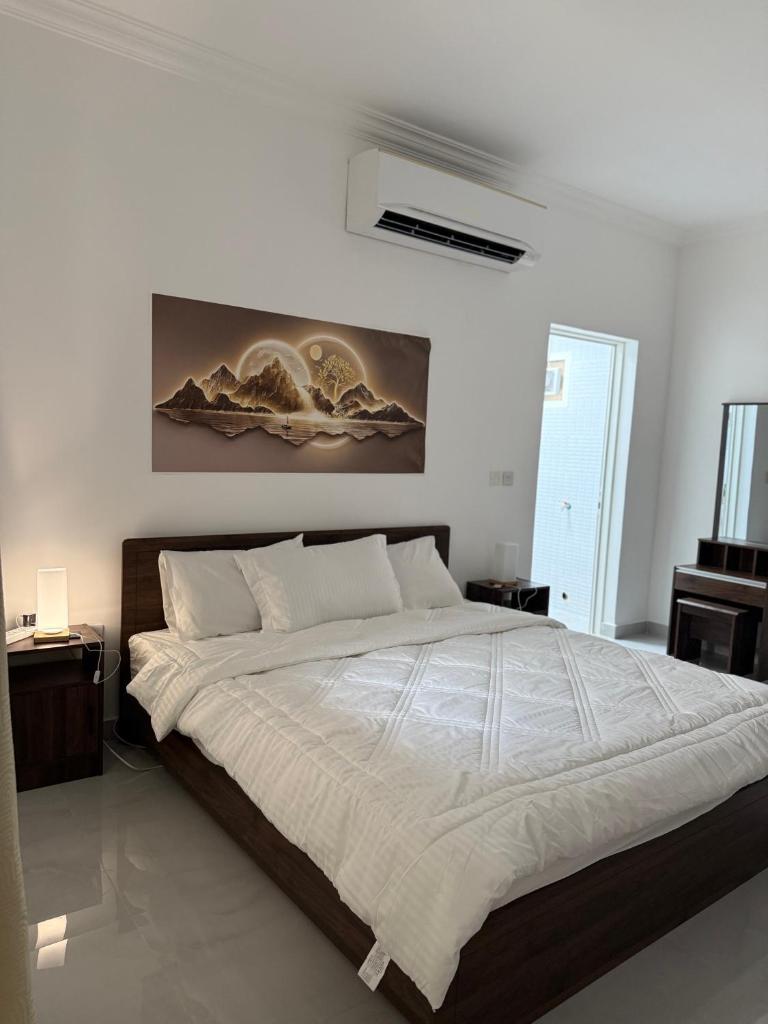 Cozy studio near yas and airport Room Type - One-Bedroom Apartment