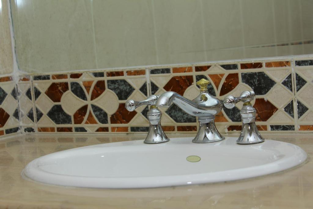 Одноместный (Бюджетный одноместный номер без окна), Galaxy Royal Suites Hotel