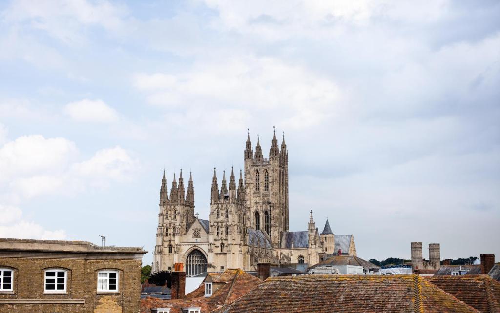 ABode Canterbury - Tap to explore photos