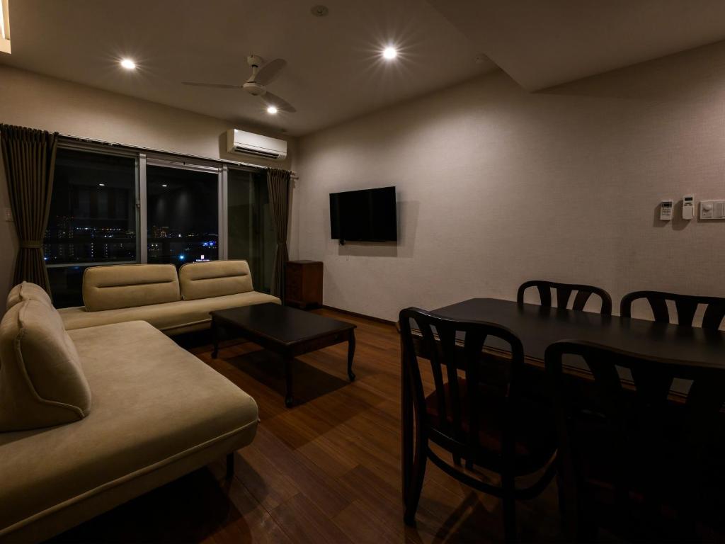 THE HOTEL CHATAN by SUNREST RESORT - Tap to explore photos