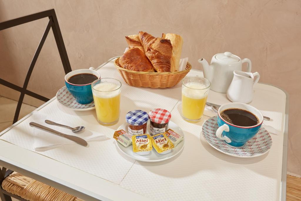 Двухместный (Двухместный номер с 1 кроватью и общей ванной комнатой), Hôtel Viator