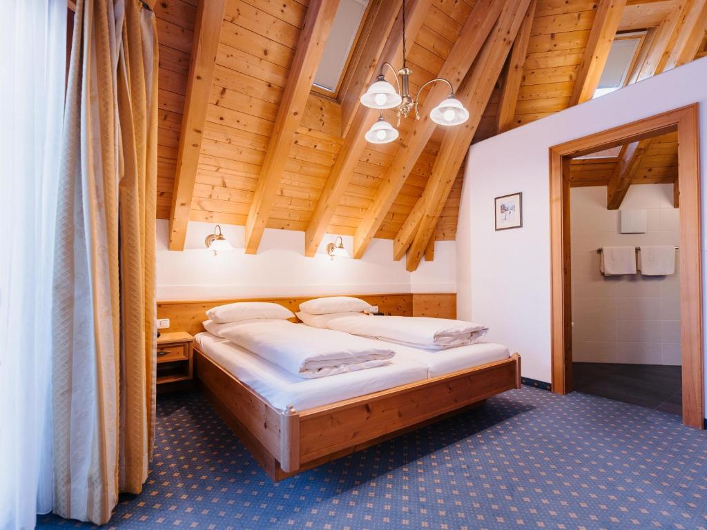 Moserhof - Tap to explore photos