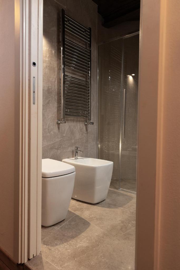 Il Castro Luxury Apartments - Tap to explore photos