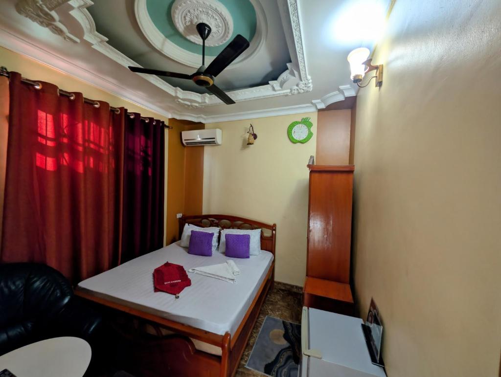 New Africa one inn - Tap to explore photos