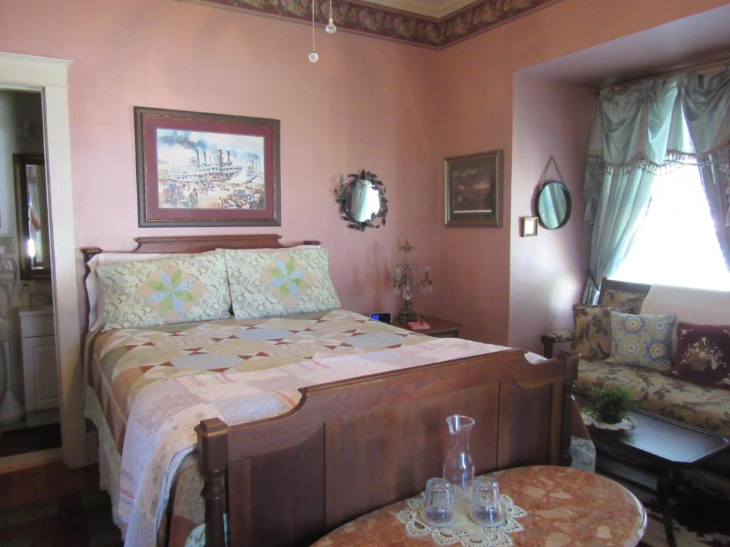 The Carriage House B&B image