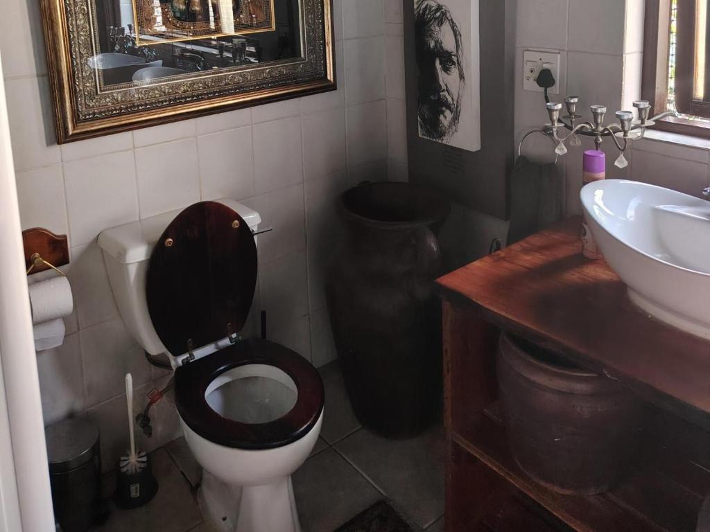 The Art Guesthouse Room Type - Executive Suite