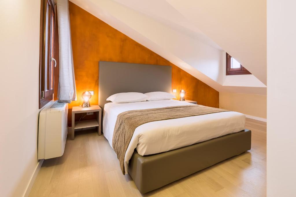 Charming Palace Corte del Teatro