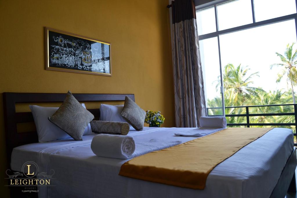 Двухместный (Deluxe Double Room (Early Check-in & Late Check-out on Availability Basis, Free Airport Pick-up or Drop-off, 10% off on Food & Beverage and PCR Tests Available if required)), Leighton Resort