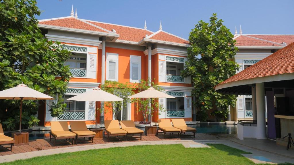 The Royal Family Suites by Memoire Palace Resort & Spa