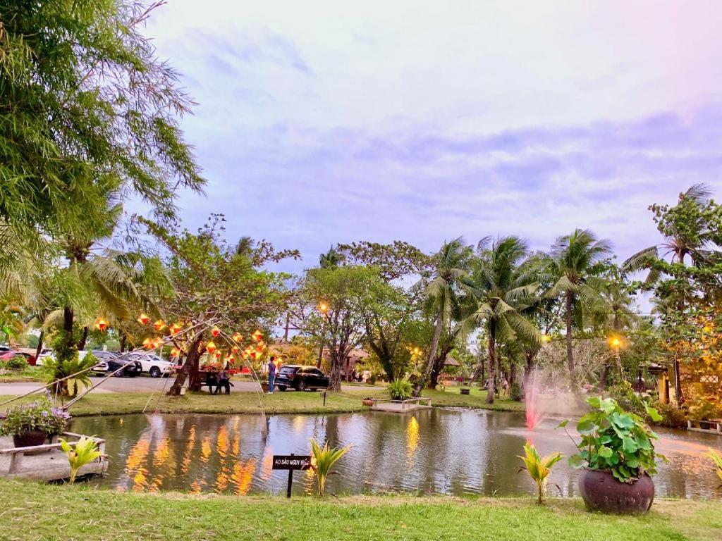 Bungalow Binh Quoi 2 - Tap to explore photos