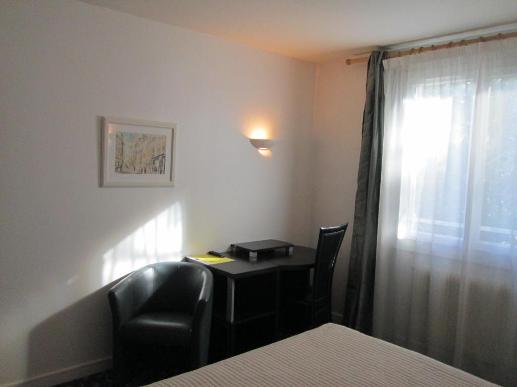 Hotel Victor Hugo - Thumbnail image