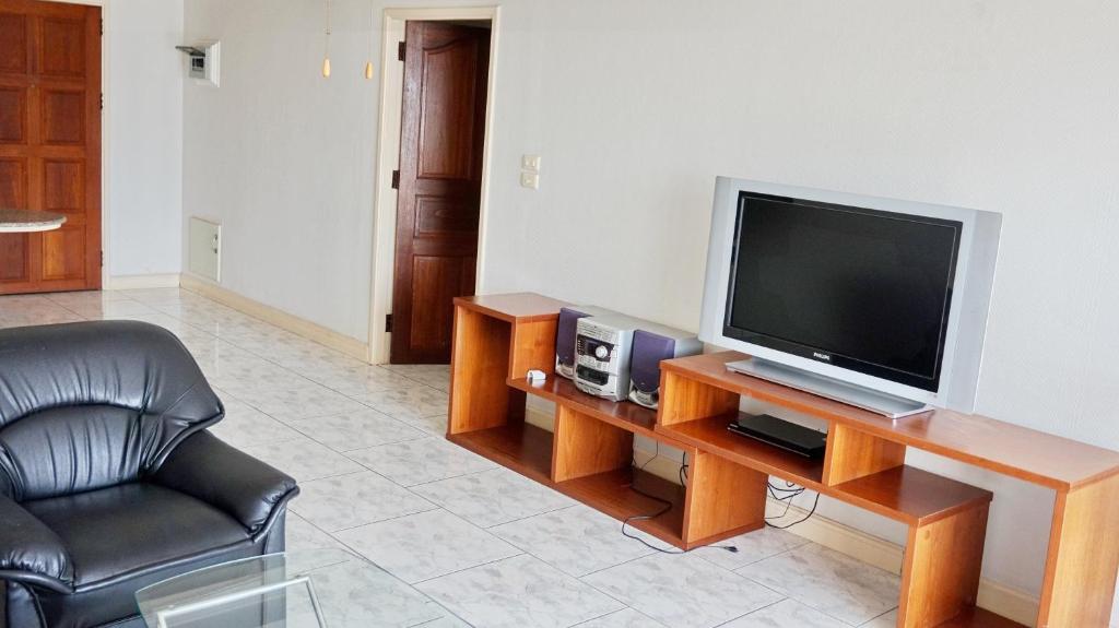 Сьюит (Люкс с гидромассажной ванной), Yensabai Condotel