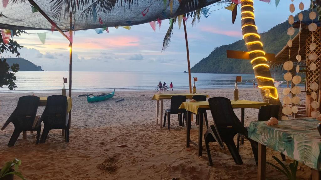 Kubo Inn & Beach Camp - Tap to explore photos