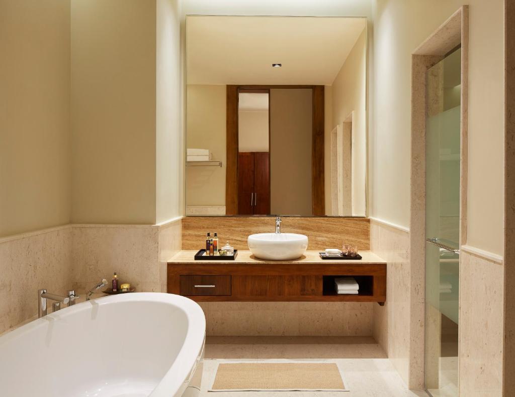 Сьюит (Президентский люкс), Heritance Negombo
