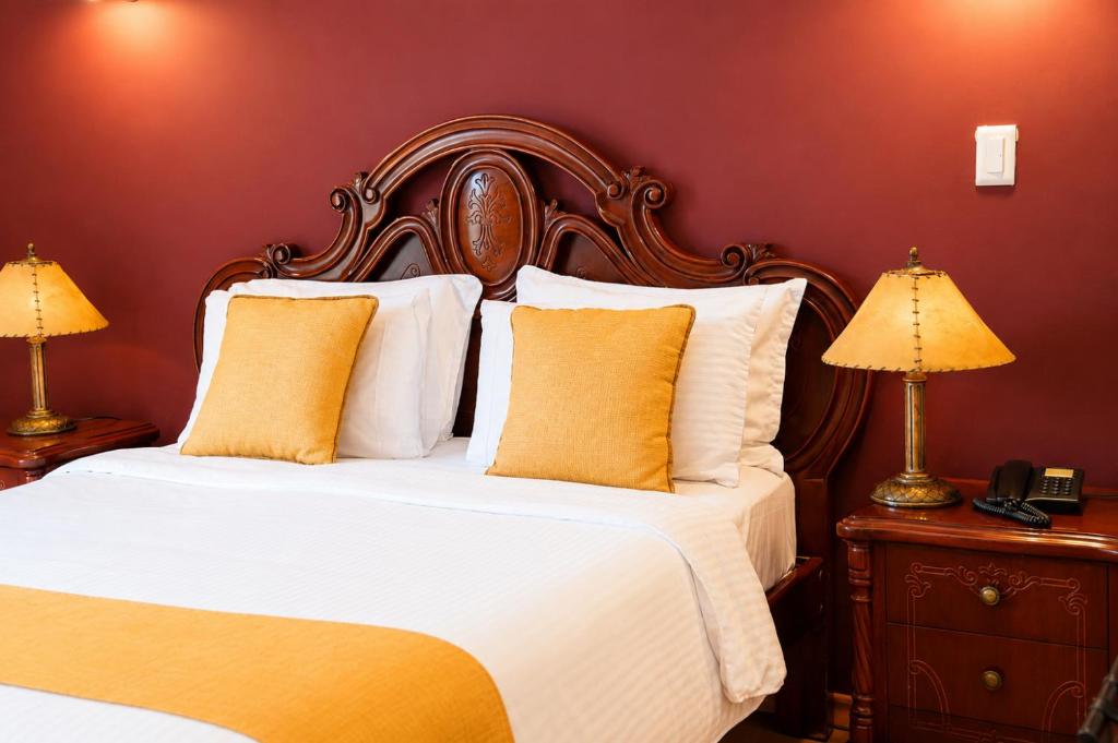 CASA ALISO HOTEL BOUTIQUE - Tap to explore photos