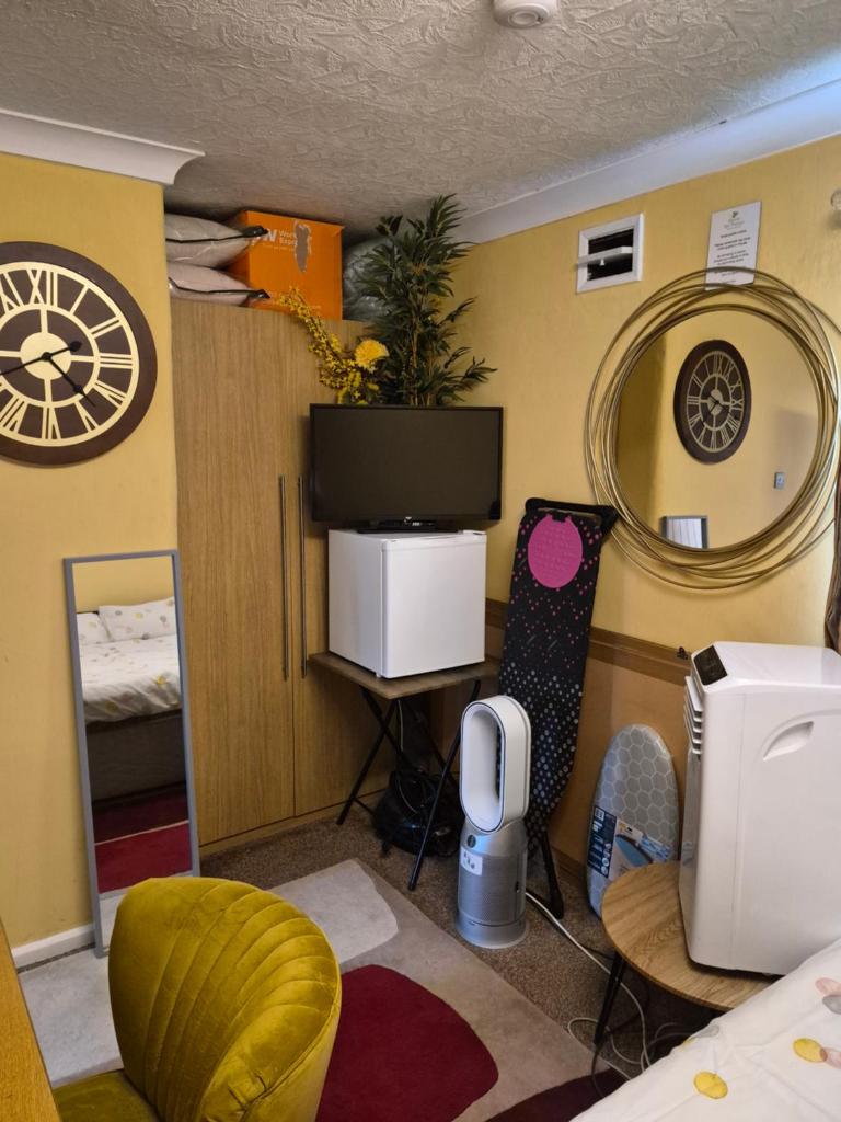 Levens Terrace, Barrow Spa Therapy - Tap to explore photos