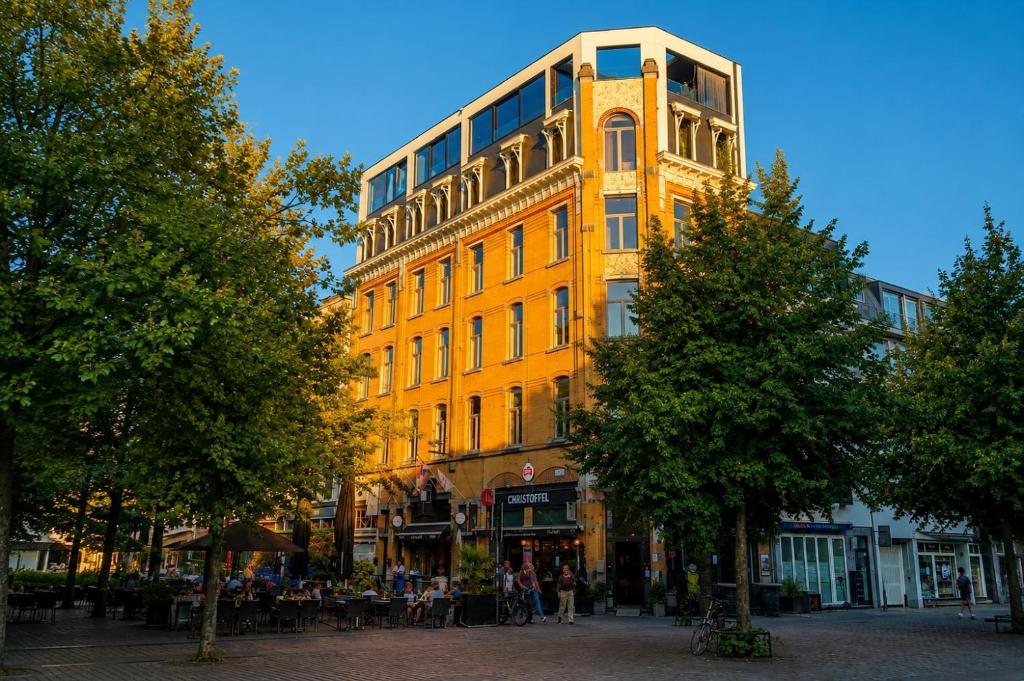 SLEEP INN ANTWERP - Short & Longterm rentals, Antwerp
