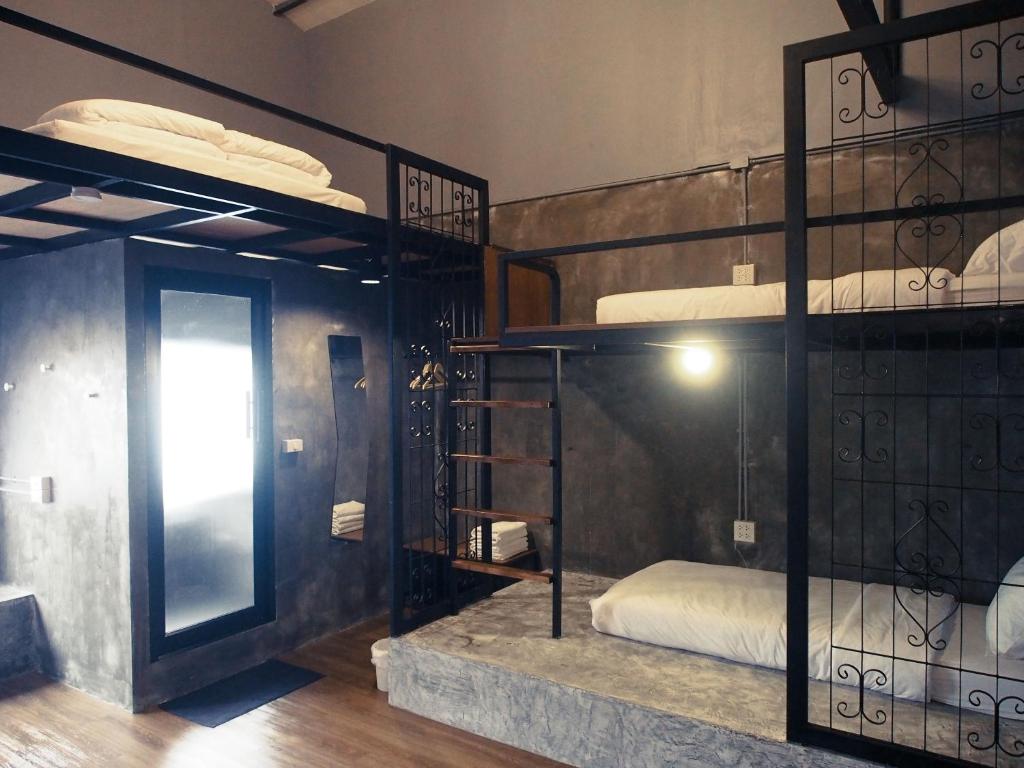 Четырехместный (Четырехместный номер), Silom Space Hostel