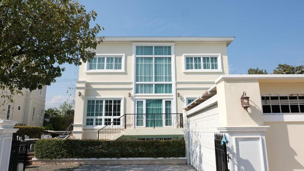 XP villa in North Hill Golf Club Resort, Chiang Mai