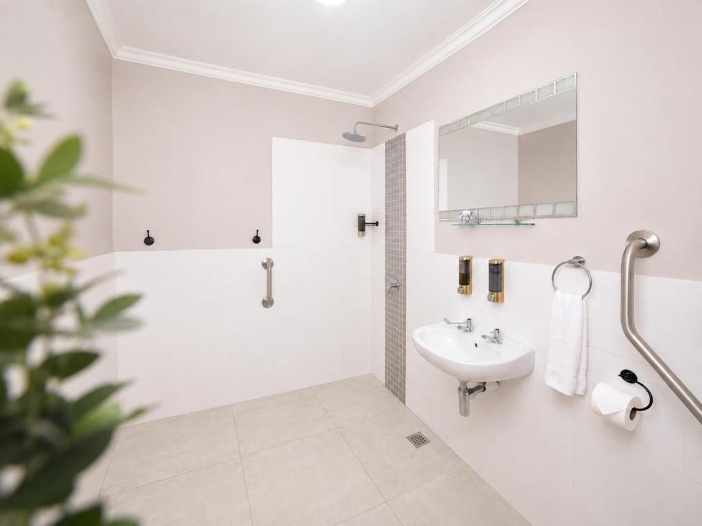 Royal Palms Guest House Room Type -  Double Room - Disability Access