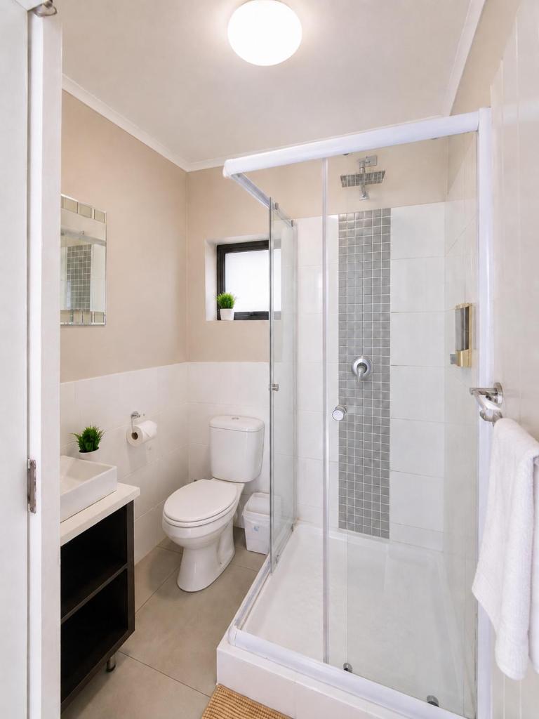 Royal Palms Guest House Room Type - Double Room with Shower