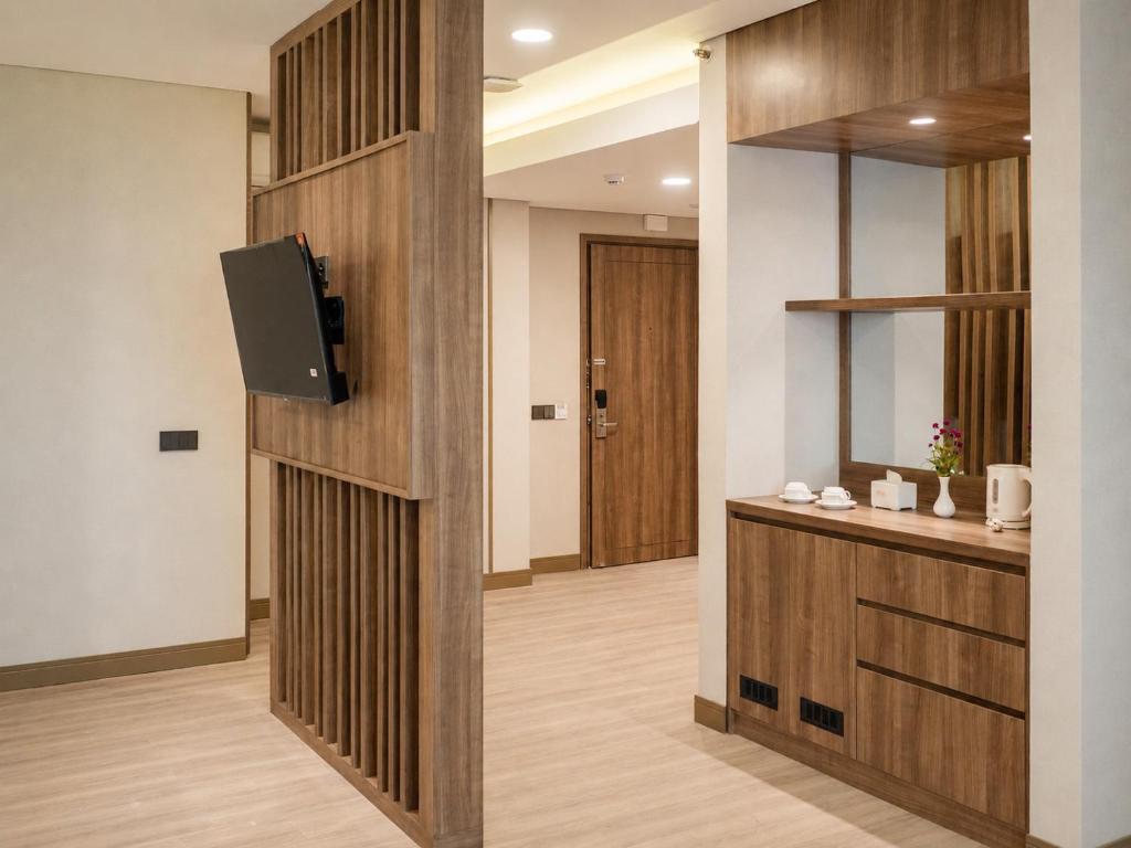Grand Tropic Suites Hotel Room Type - Executive Business