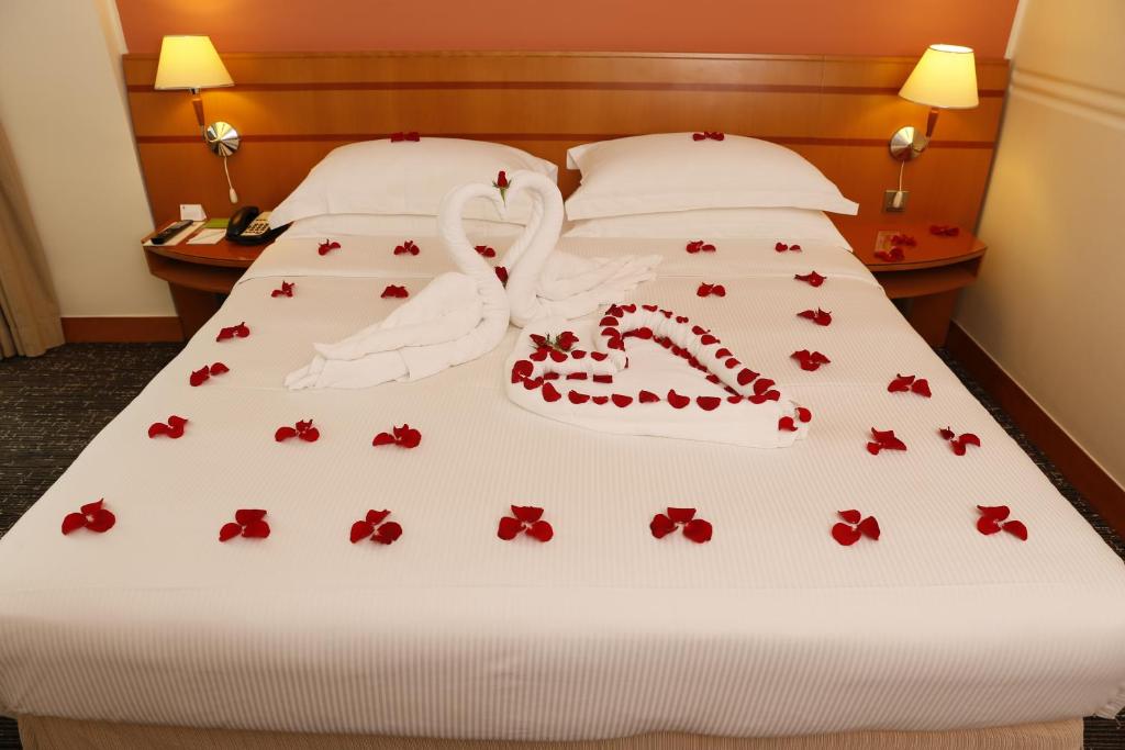 Двухместный (Номер «Премиум» с кроватью размера «king-size»), Отель J5 Hotels – Port Saeed (Formerly Rihab Rotana)