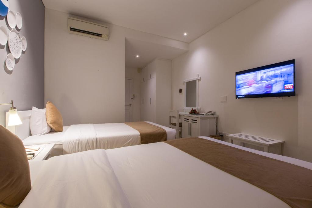 Трехместный (Семейный номер Делюкс с видом на город), Alba Hotel