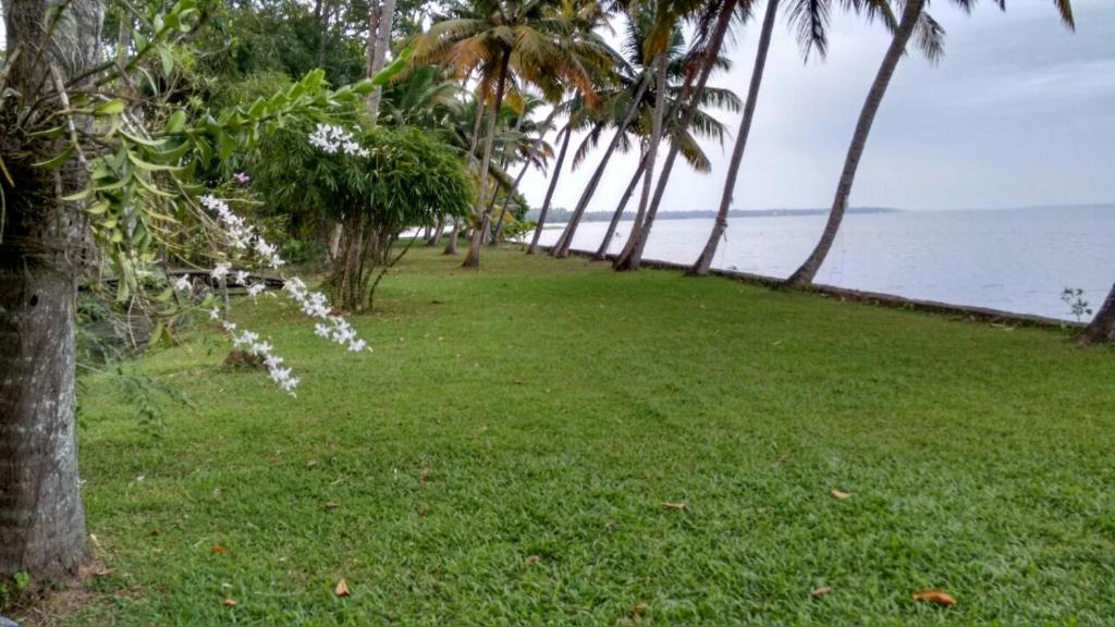 Vembanad House Boutique Back Water Retreat photo 3