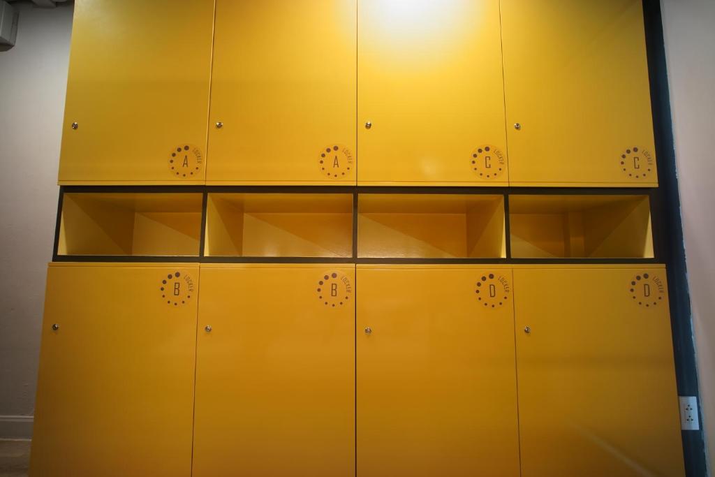 Номер (Кровать в общем номере с 4 кроватями), BRB Hostel Bangkok Silom