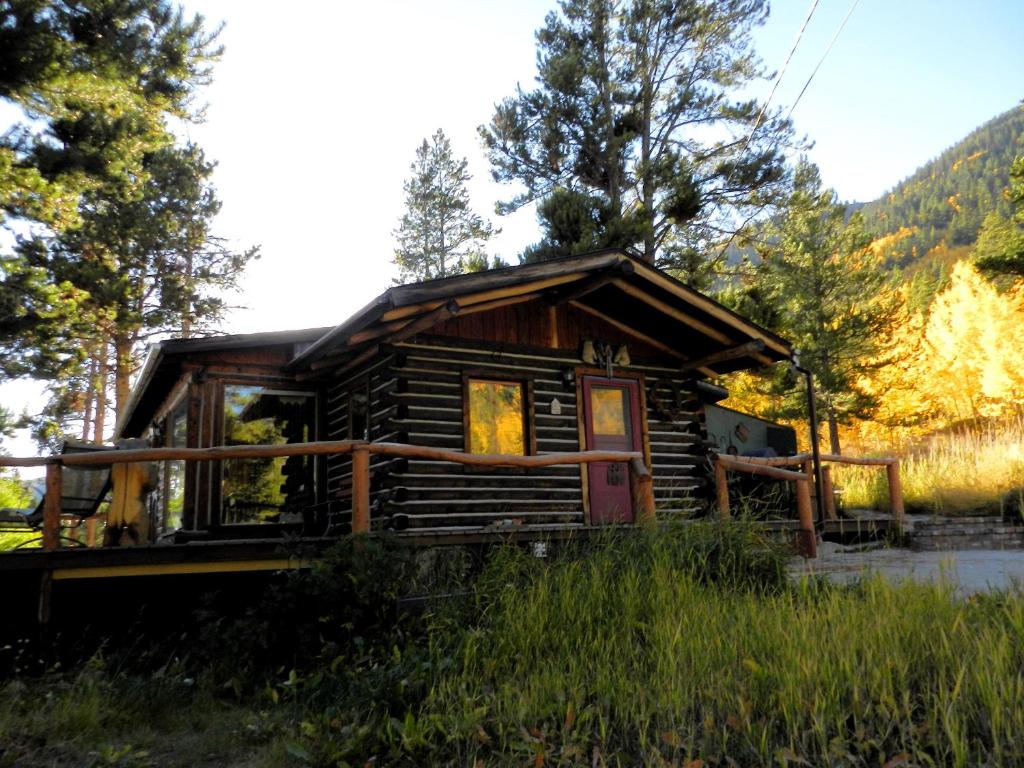 Buckeye's Cabin