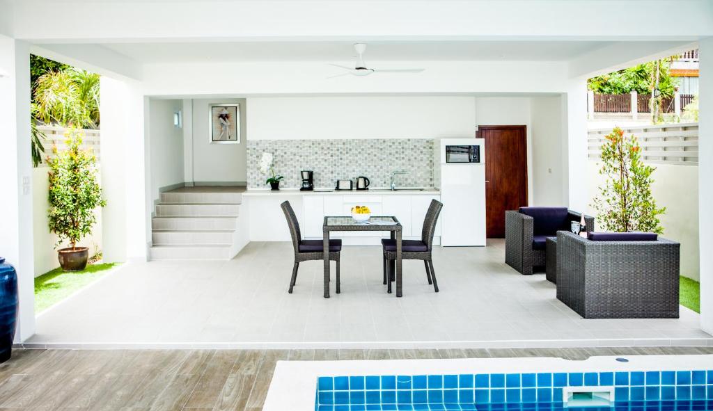 Вилла (One-Bedroom Villa with Private Pool & Round Trip Airport Transfer), Samui Blue Orchid