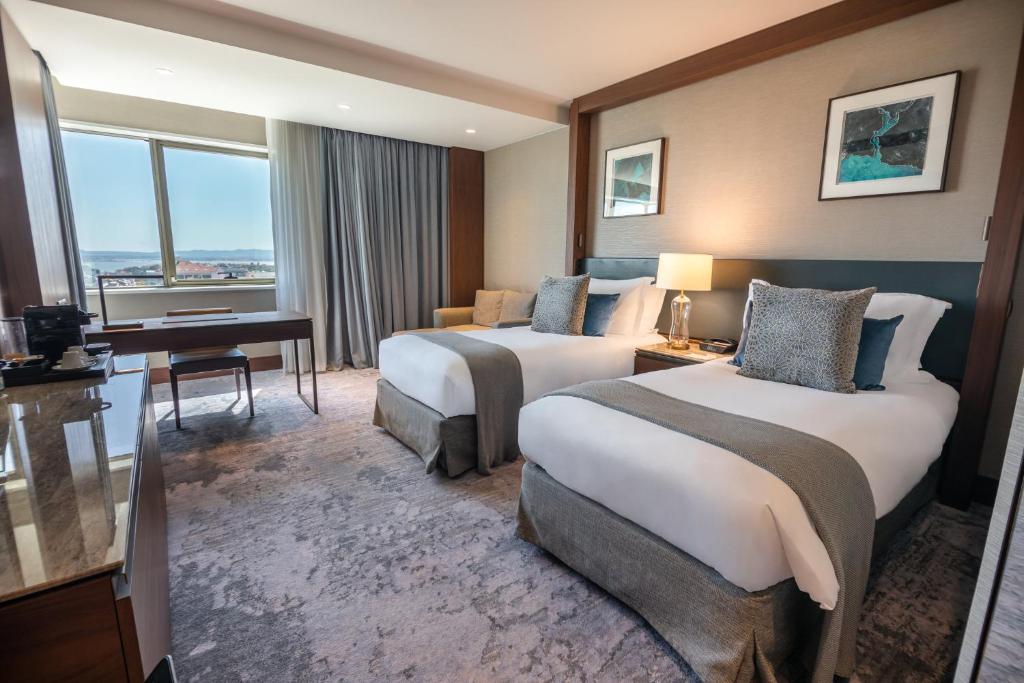 InterContinental Lisbon Room Type - 2 Twin Classic River View