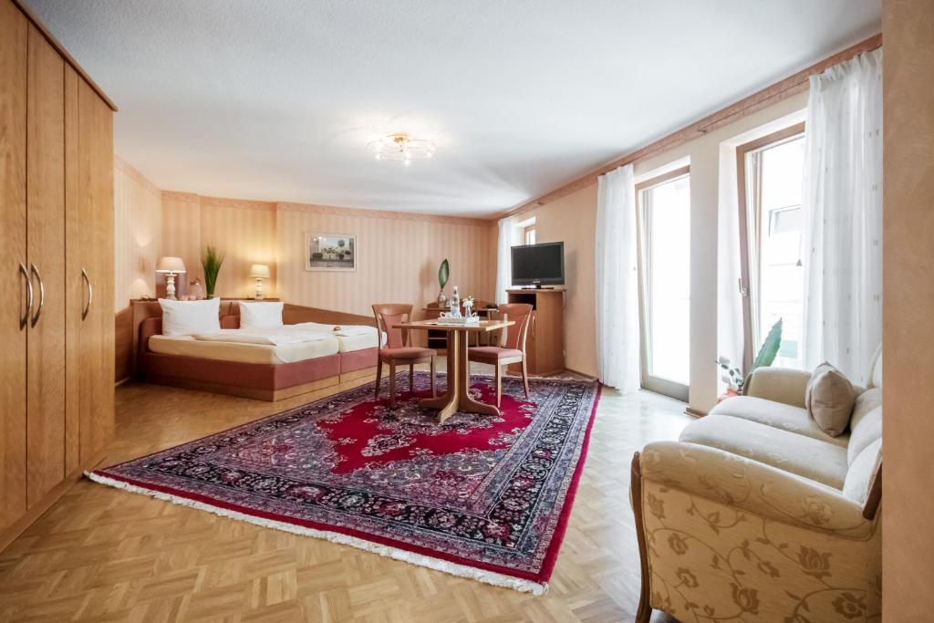 Hotel Zum grünen Kranz photo 3