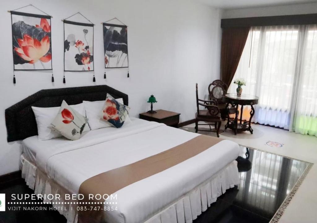 Vijit Nakorn Hotel - Tap to explore photos