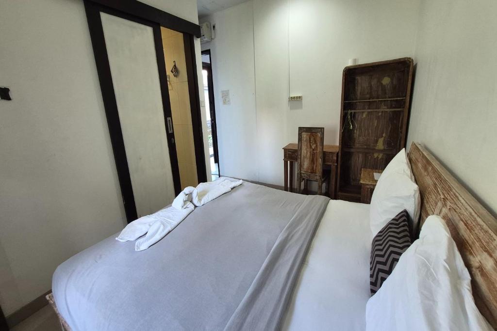 Canggu Spirit Guest House - Tap to explore photos