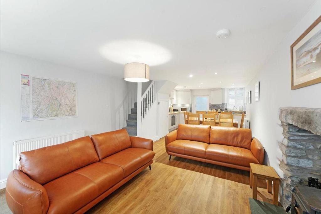 4 Bed in Ambleside oc-lr034 - Tap to explore photos
