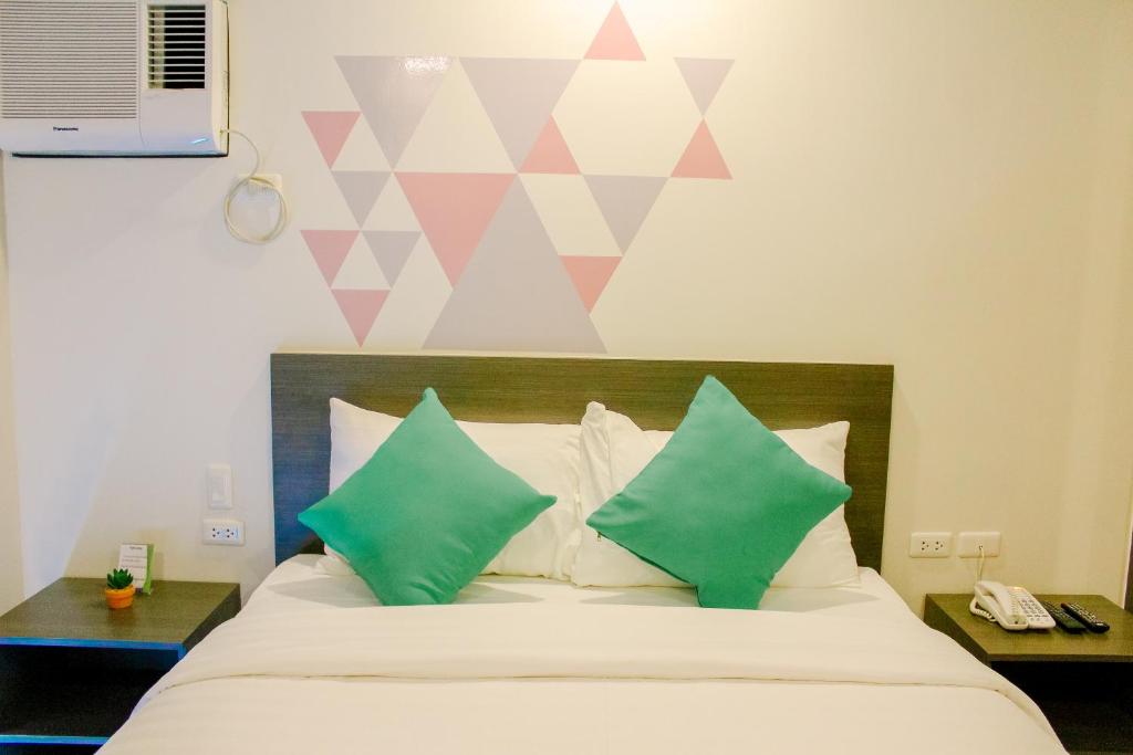 Mabolo Royal Hotel photo 2