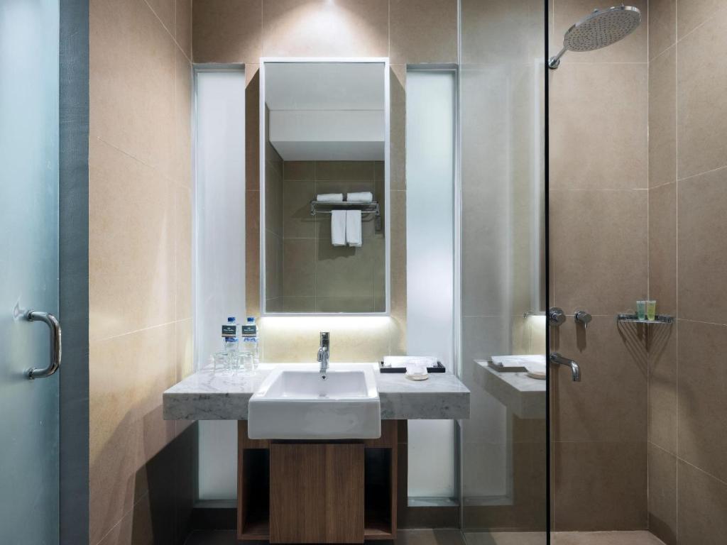 Hotel Santika Gunungkidul - Tap to explore photos