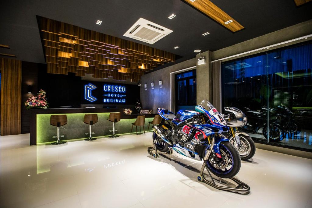 Cresco Hotel Buriram photo 1