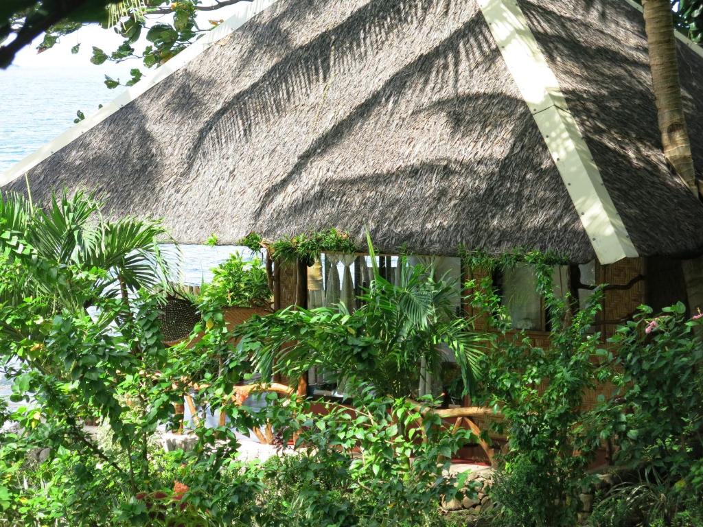 Camiguin Volcan Beach Eco Retreat & Dive Resort photo 4