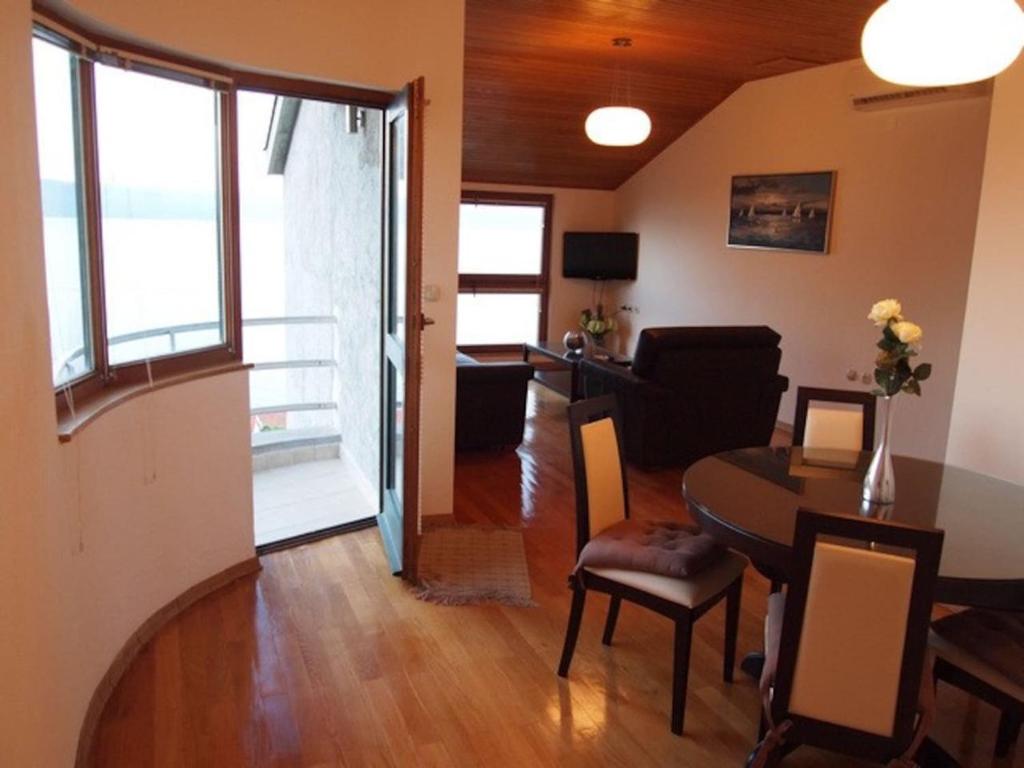 Suhi Potok apartment photo 1