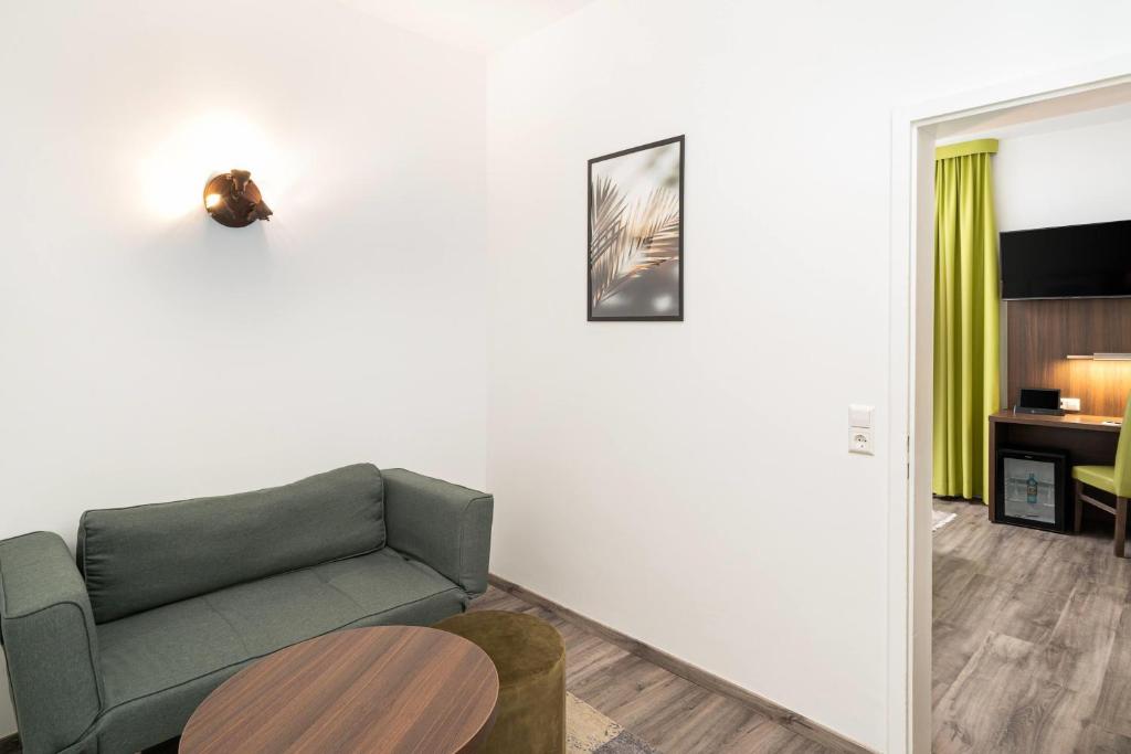 Arthotel ANA Eden Karlsruhe, Trademark Collection by Wyndham - Tap to explore photos