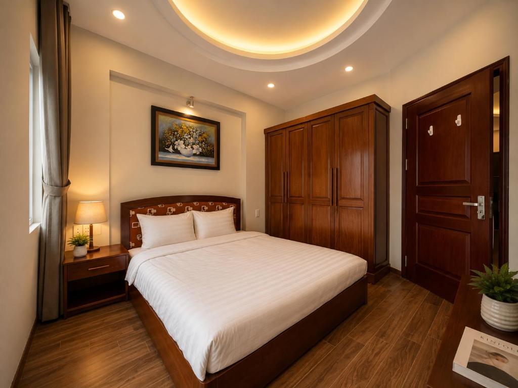 Ruby Serviced Apartment Lieu Giai - Tap to explore photos