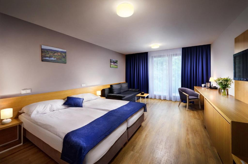 Hotel Kaskáda Room Type - Deluxe Double Room or Twin Room